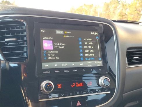 Used 2020 Mitsubishi Outlander SEL image 21