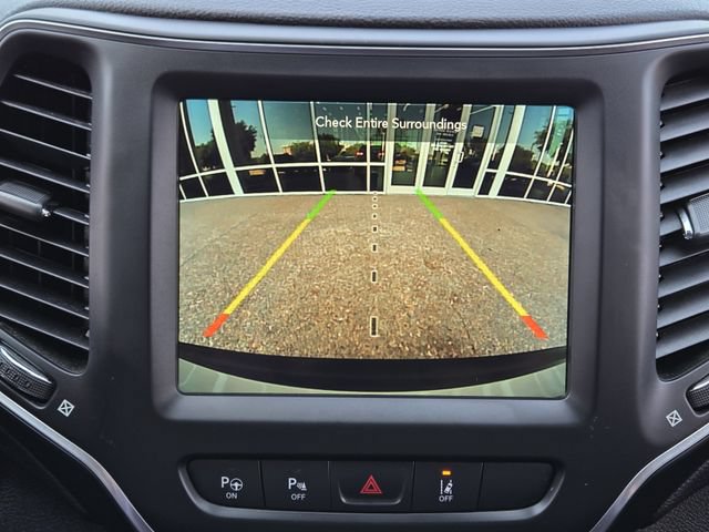 Certified 2023 Jeep Cherokee Altitude Lux AWD/4WD image 19