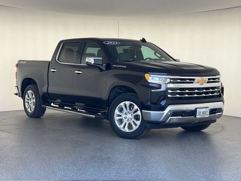 Used 2023 Chevrolet Silverado 1500 LTZ AWD/4WD image 38