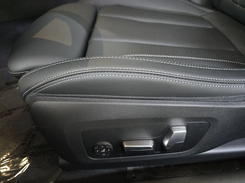 Certified 2023 BMW 230i Coupe w/ Premium Package RWD image 25