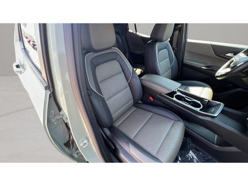 Certified 2025 Chevrolet Equinox LT w/ Convenience Package II AWD/4WD image 32