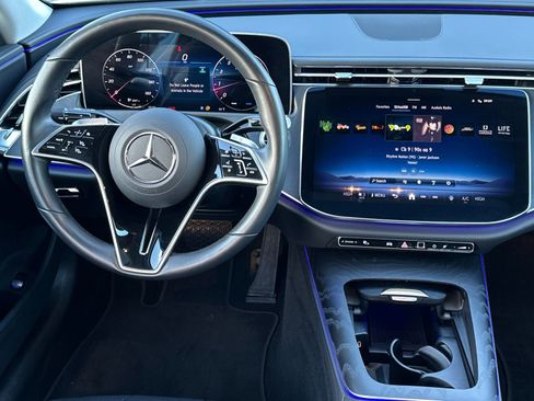 Certified 2025 Mercedes-Benz E 350 4MATIC Sedan image 14