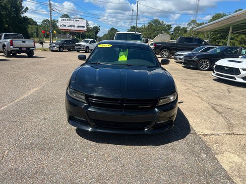 Used 2018 Dodge Charger SXT Plus w/ Quick Order Package 29J RWD image 3