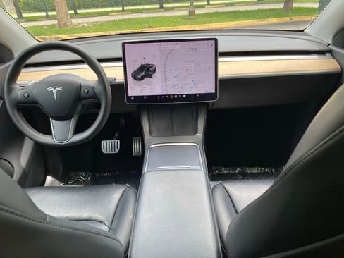 Used 2022 Tesla Model Y Performance AWD/4WD image 23