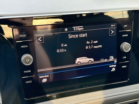 New 2026 Volkswagen Taos SE image 30