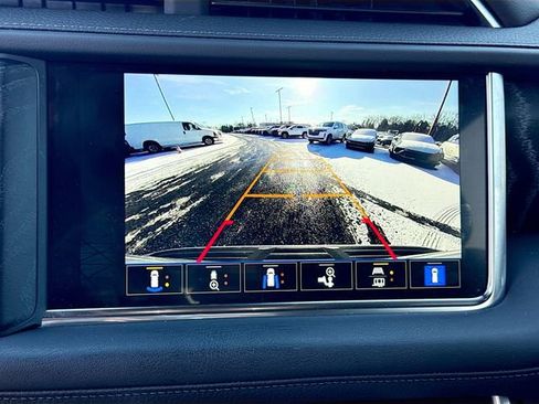 Used 2024 GMC Yukon XL Denali w/ Max Trailering Package image 14