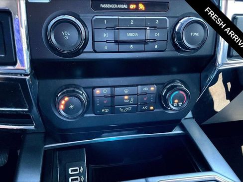 Used 2019 Ford F150 XLT w/ Equipment Group 302A Luxury RWD image 17