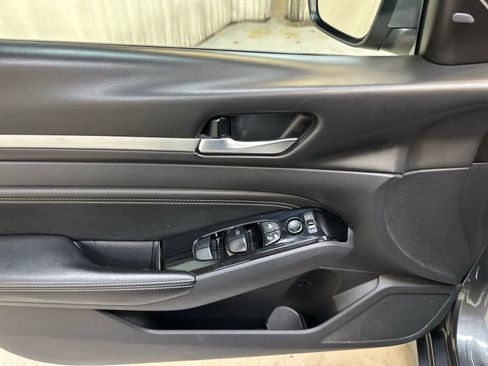 Certified 2021 Nissan Altima 2.5 SV image 25