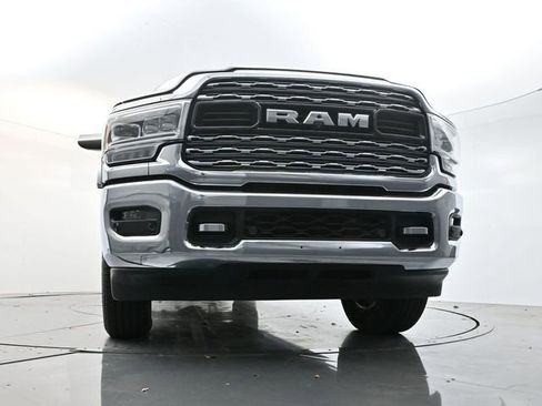 Used 2021 RAM 2500 Limited image 31
