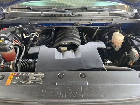 Used 2018 GMC Sierra 1500 SLT w/ SLT Premium Package image 22