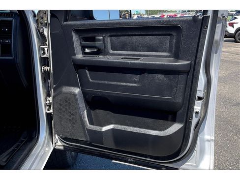 Used 2016 RAM 1500 ST w/ SXT Appearance Group image 25
