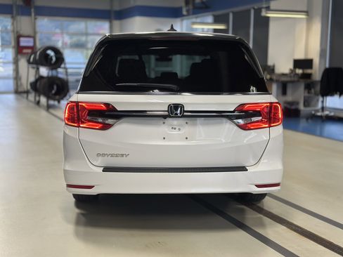 Used 2021 Honda Odyssey EX-L image 6
