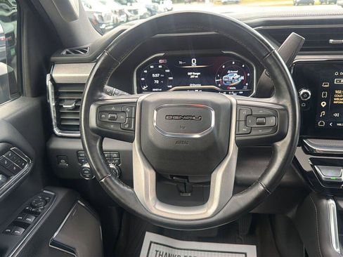 Used 2024 GMC Sierra 3500 Denali AWD/4WD image 14