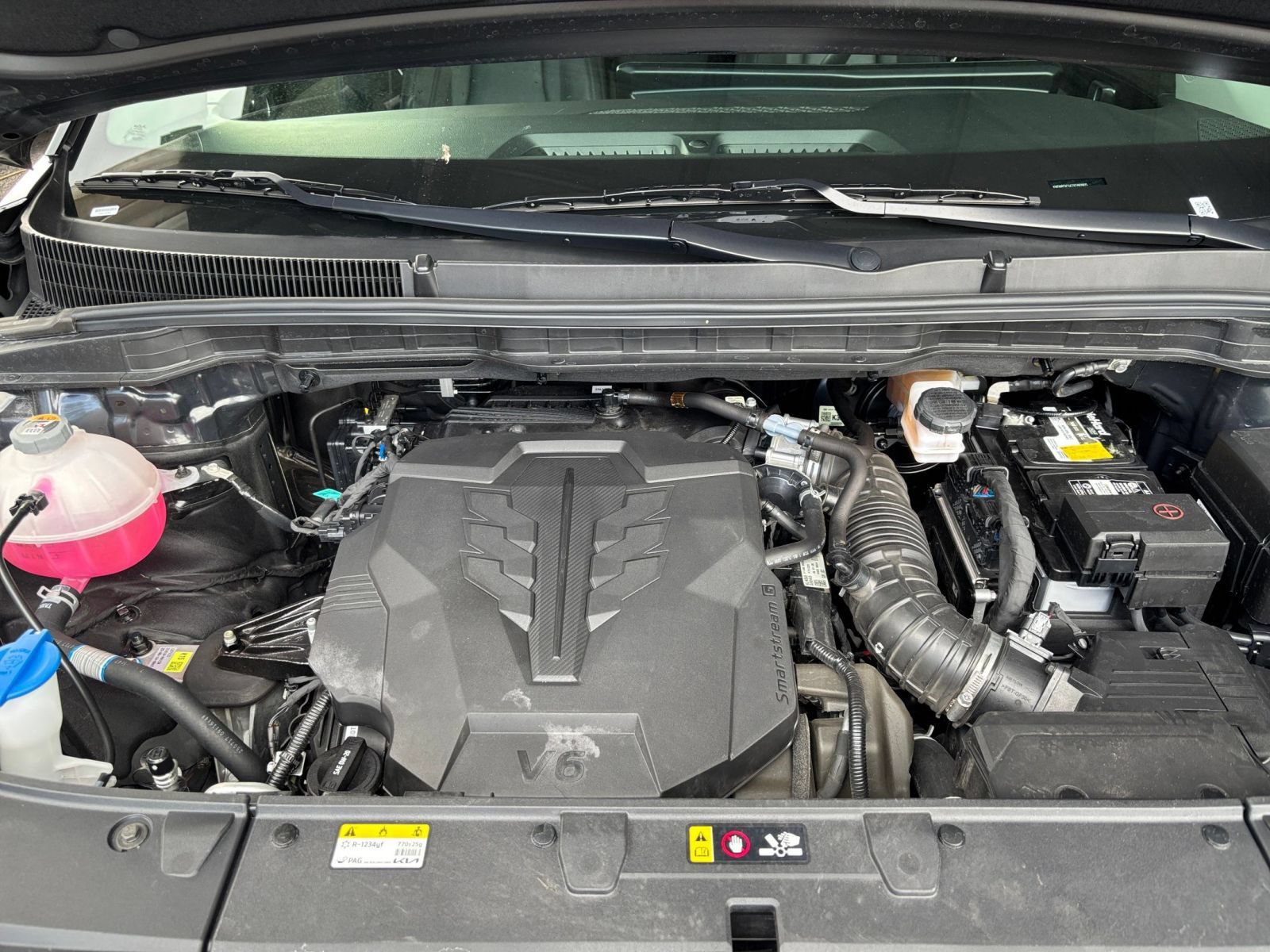 Used 2026 Kia Carnival FWD image 34