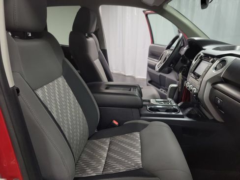 Used 2019 Toyota Tundra SR5 AWD/4WD image 31