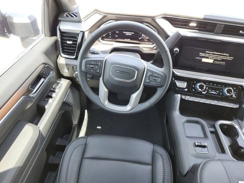 New 2026 GMC Sierra 2500 Denali w/ Denali Reserve Package AWD/4WD image 16