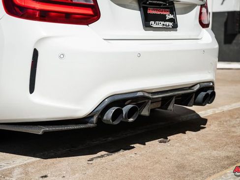 Used 2017 BMW M2 image 40