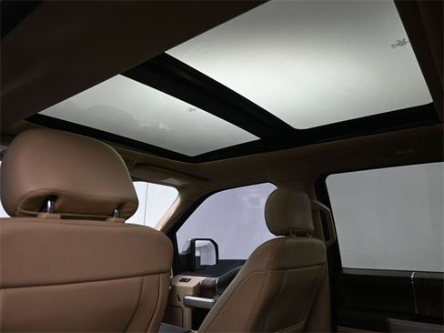 Used 2020 Ford F150 Lariat image 18