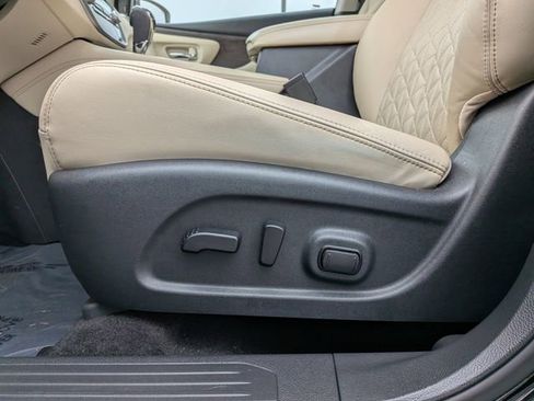 Used 2024 Nissan Murano Platinum w/ Cargo Package image 16