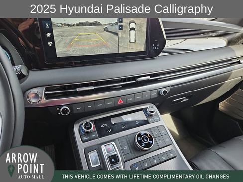 Used 2025 Hyundai Palisade Calligraphy AWD/4WD image 24
