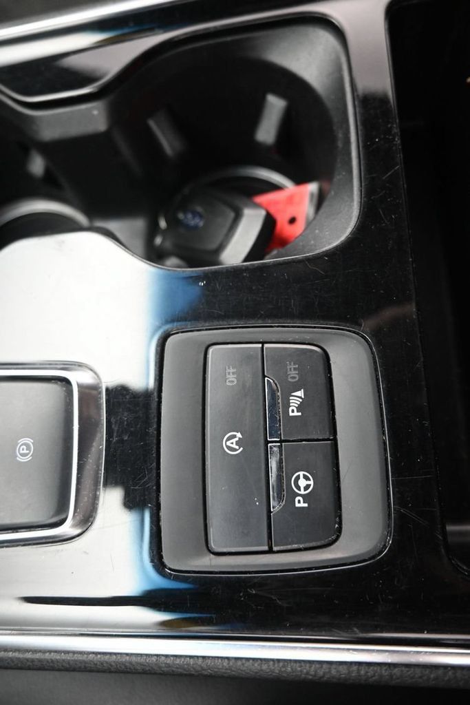 Used 2020 Ford Edge ST w/ Equipment Group 401A AWD/4WD image 35