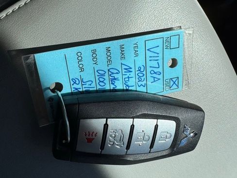 Used 2023 Mitsubishi Outlander SEL image 35