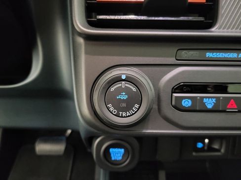 Used 2025 Ford Maverick Lariat w/ 4K Tow Package AWD/4WD image 8
