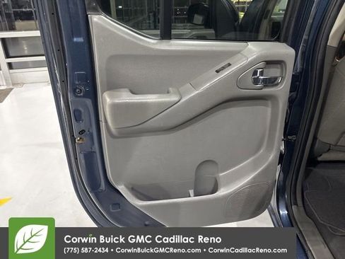 Used 2019 Nissan Frontier SV AWD/4WD image 16