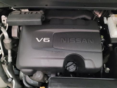 Used 2018 Nissan Pathfinder SV w/ SV Tech Package FWD image 30