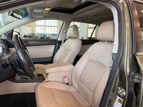 Used 2018 Subaru Outback 2.5i Limited image 9