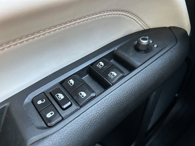 Used 2023 Jeep Compass Limited AWD/4WD image 20