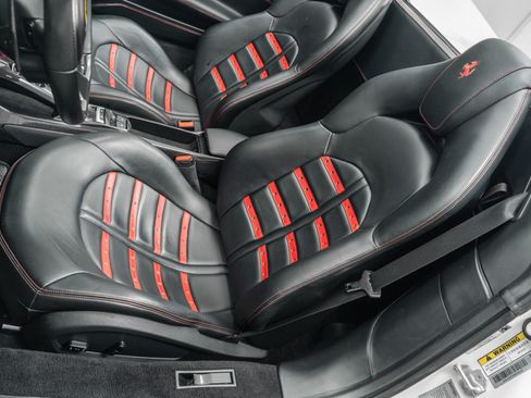 Used 2018 Ferrari 488 Spider RWD image 24