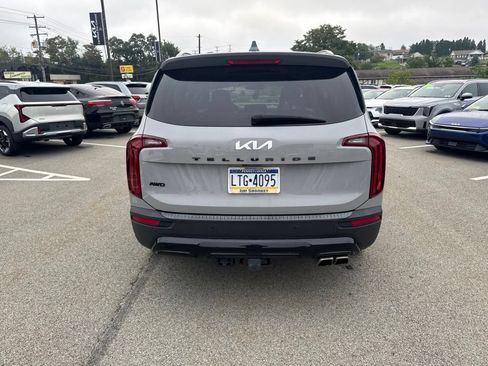 Certified 2022 Kia Telluride EX w/ EX Premium Package AWD/4WD image 6