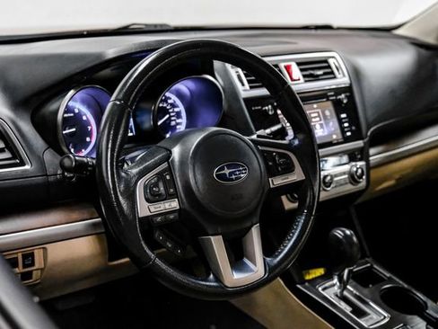 Used 2017 Subaru Outback 2.5i Limited image 13
