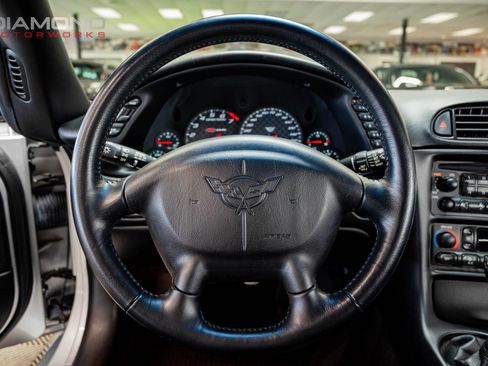 Used 2002 Chevrolet Corvette Z06 w/ Memory Pkg image 75