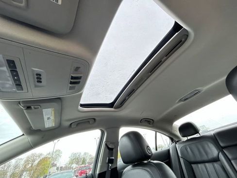 Used 2014 Buick Regal Premium w/ Driver Confidence Package #1 FWD image 43