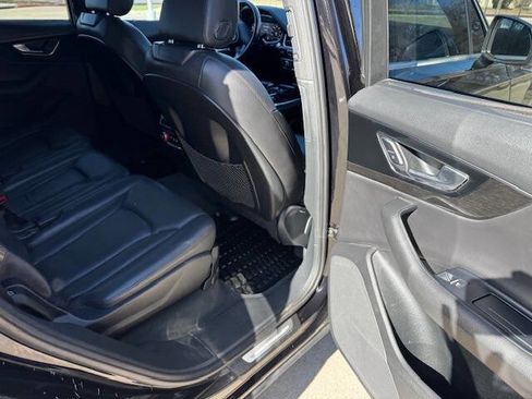 Used 2017 Audi Q7 3.0T Premium Plus image 39