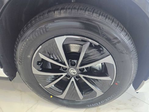 New 2026 Lexus RZ 450e Premium image 9