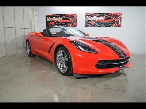 Used 2016 Chevrolet Corvette Stingray Convertible w/ 2LT Preferred Equipment Group RWD image 2