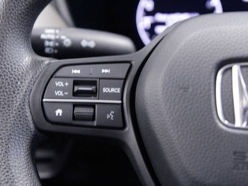 Certified 2023 Honda HR-V LX image 26