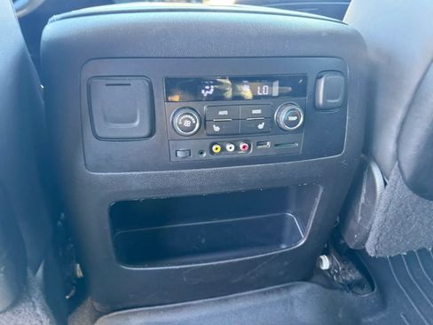 Used 2016 GMC Yukon XL Denali w/ Open Road Package AWD/4WD image 23
