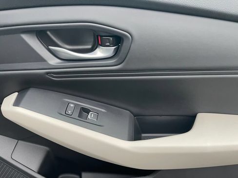 Used 2025 Honda Accord EX-L image 16