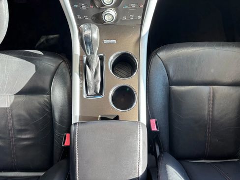 Used 2013 Ford Edge SEL image 20