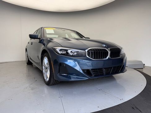 Used 2026 BMW 330i xDrive Sedan w/ Convenience Package AWD/4WD image 3