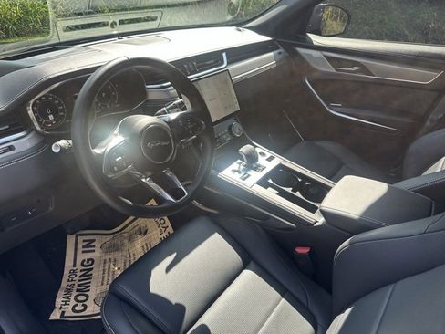Used 2025 Jaguar F-PACE R-Dynamic S image 12