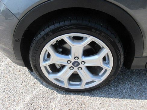 Used 2019 Ford Escape Titanium FWD image 12