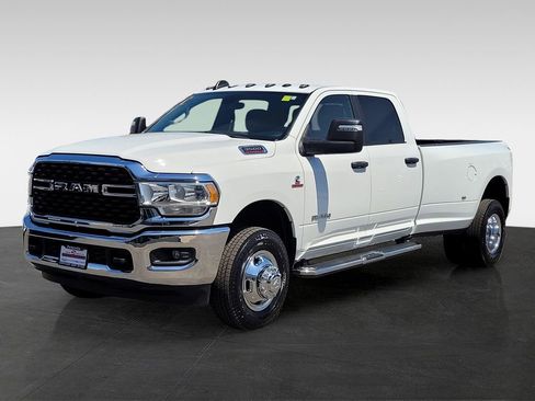 Used 2024 RAM 3500 Big Horn image 8