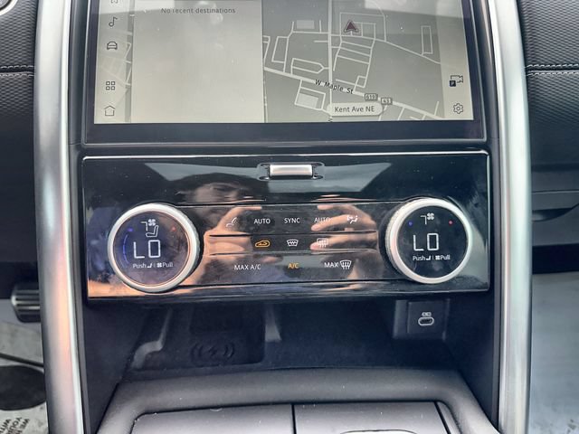 Used 2023 Land Rover Discovery HSE R-Dynamic AWD/4WD image 19