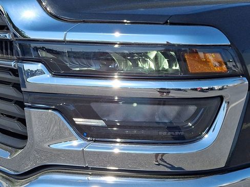 Used 2025 RAM 2500 Big Horn AWD/4WD image 11