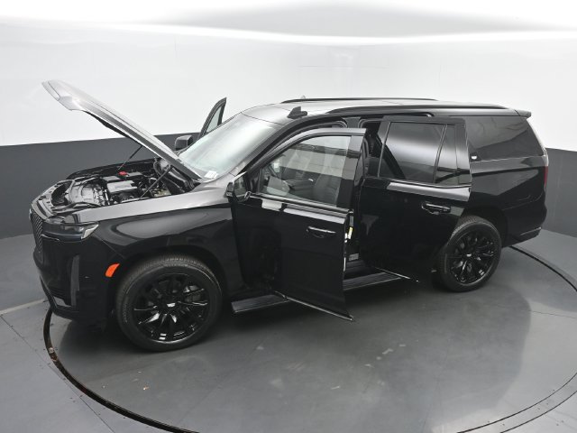 Certified 2024 Cadillac Escalade Sport Platinum w/ LPO, ONYX Package AWD/4WD image 91